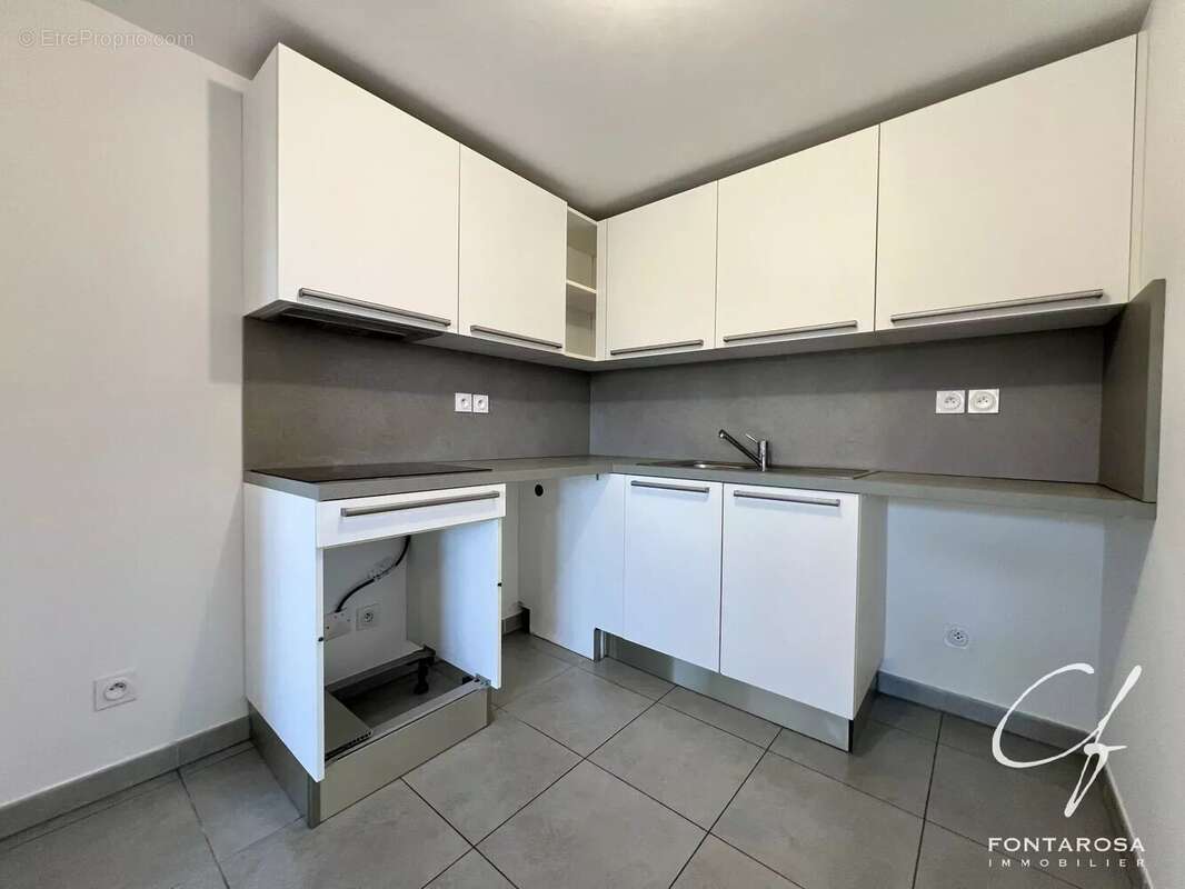 Appartement 2 pièces -FREJUS-TOUR DE MARE - photo 2