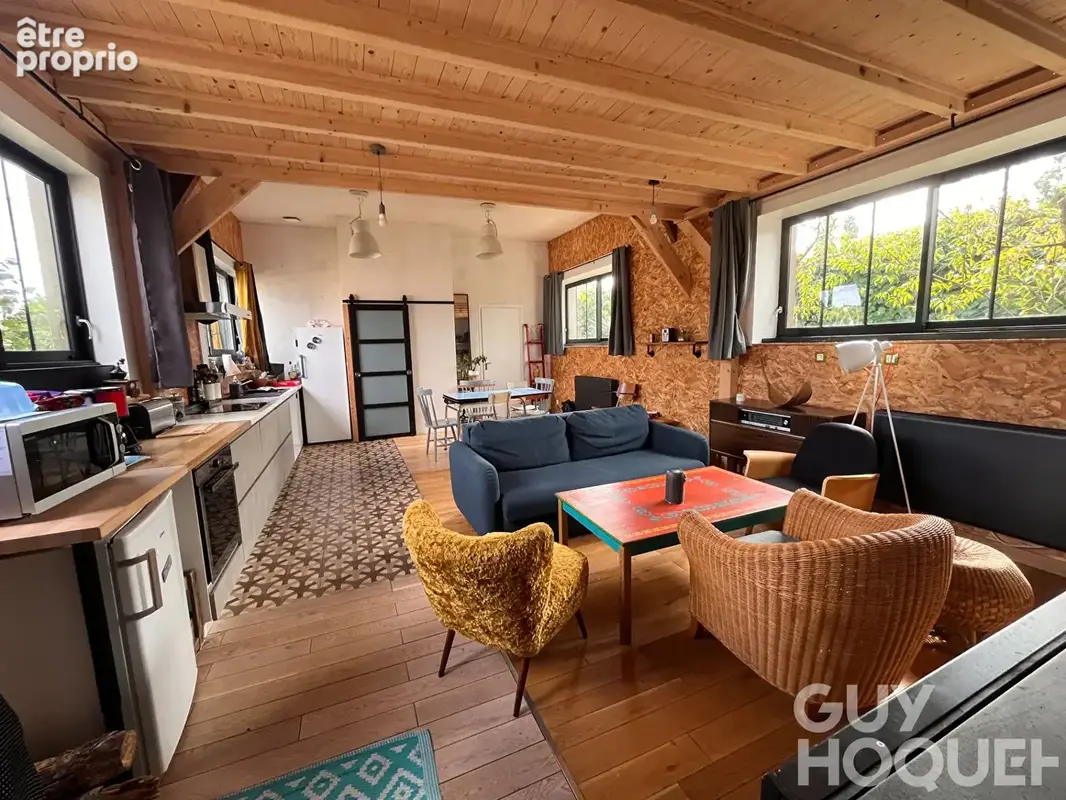 Maison esprit loft  Ancienne dépendance aménagée avec potentiel - photo 5