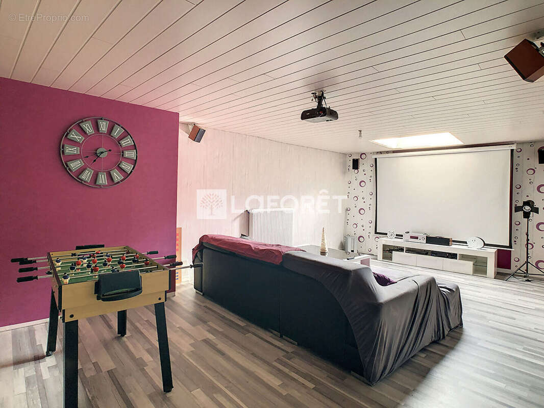 Maison à VAL-DE-MEUSE