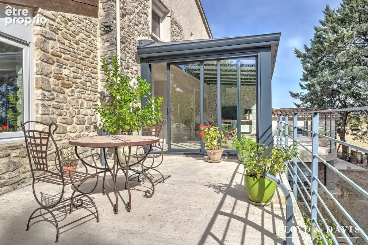 Maison 8 pièces 218 m² à vendre à Barjac (30430) - photo 3