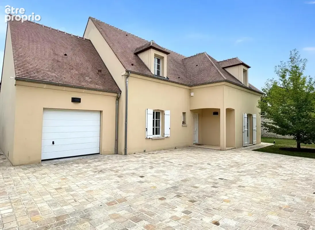 Maison à MONTLIGNON