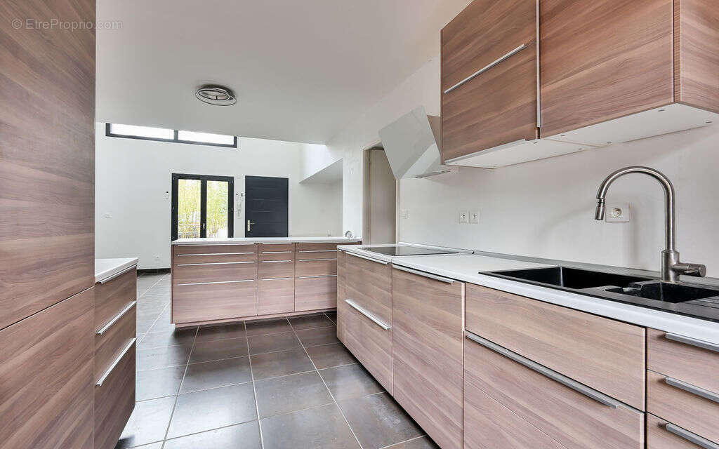 Appartement à TASSIN-LA-DEMI-LUNE