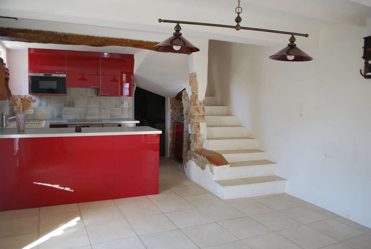 Maison à SALERNES