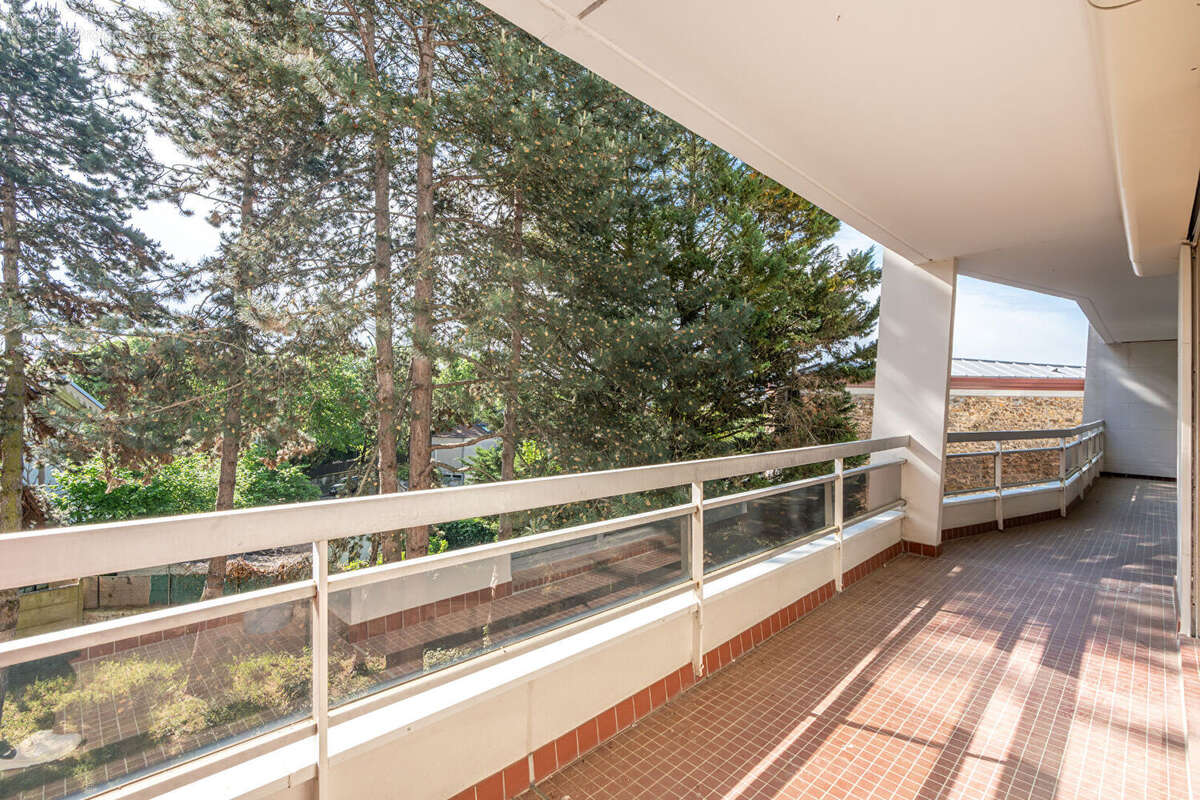 Appartement à NOGENT-SUR-MARNE