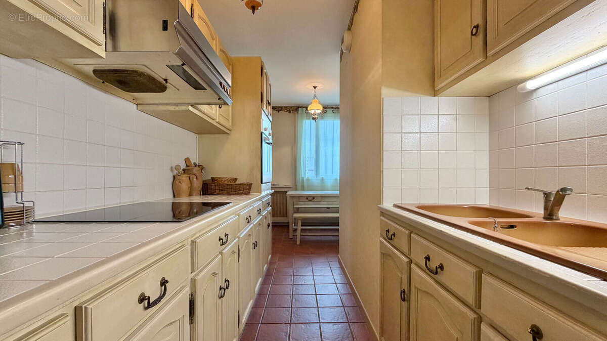 Appartement à CORBEIL-ESSONNES