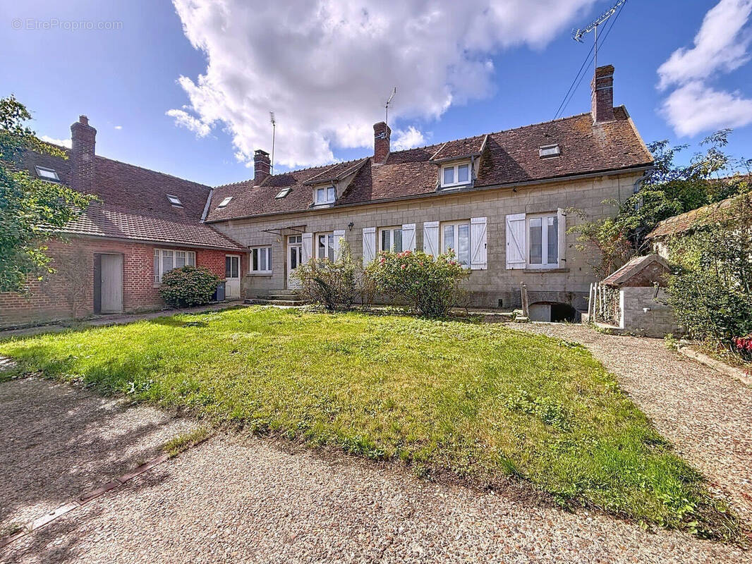 Maison à CHAUMONT-EN-VEXIN
