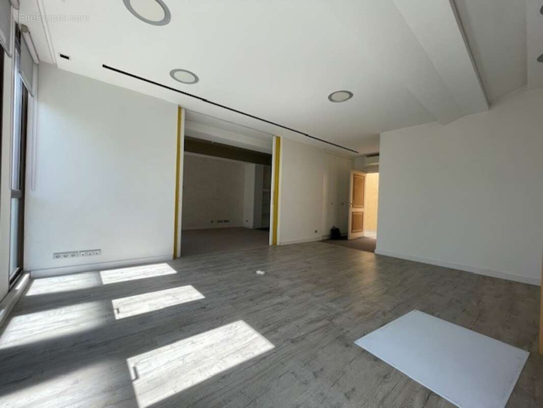 Bureau à vendre MOUGINS (06) - 56m2 - photo 8