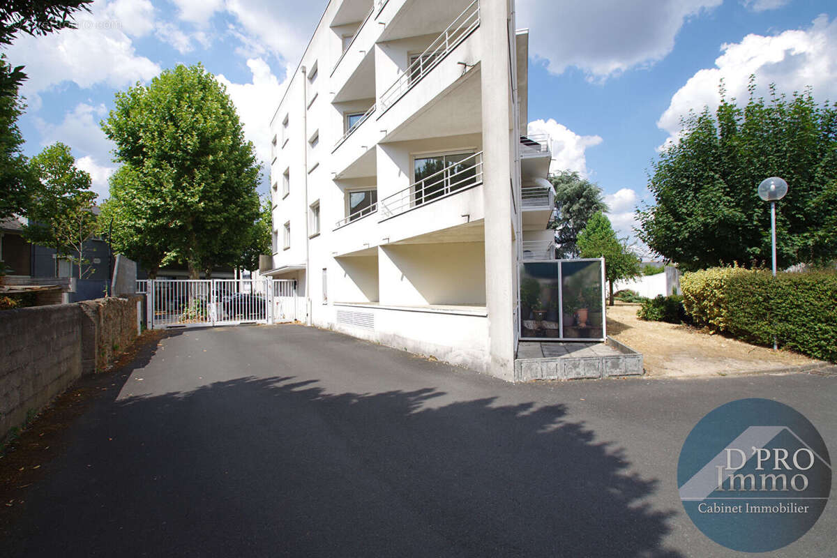 Appartement T3 lumineux à vendre à Nantes, proche écoles et transports - photo 12