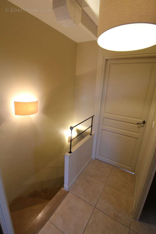 Maison à SAINT-LAURENT-DE-LA-CABRERISSE