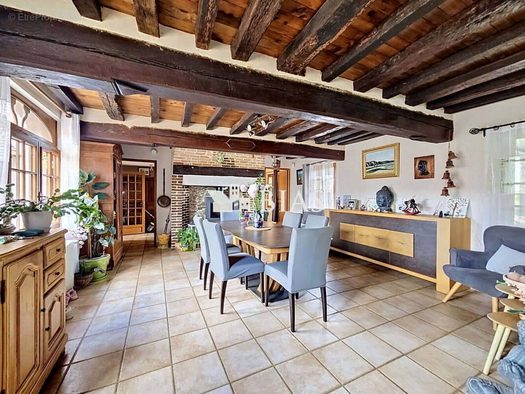 Maison à LE NEUBOURG
