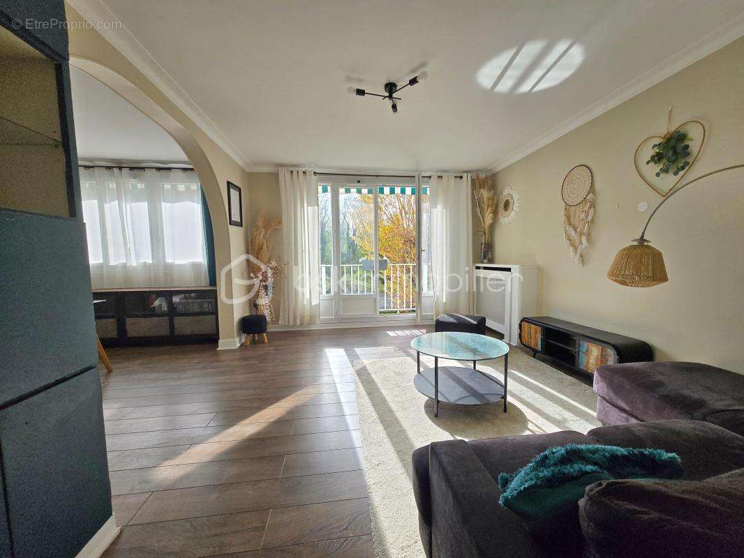 Appartement à TAVERNY