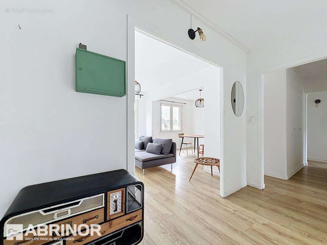 Lille saint maurice - appartement lumineux 3 chambres avec garage et cave - photo 3