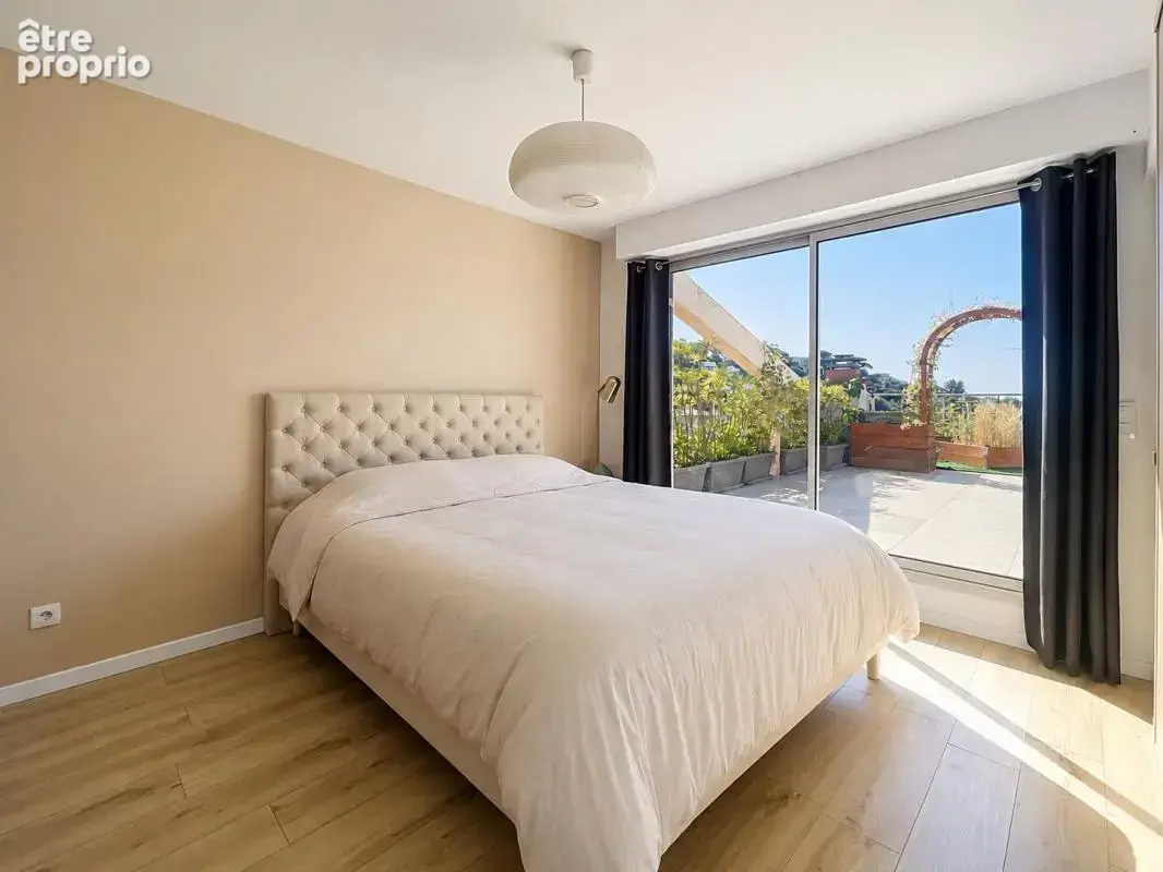 Appartement À Vendre - photo 5