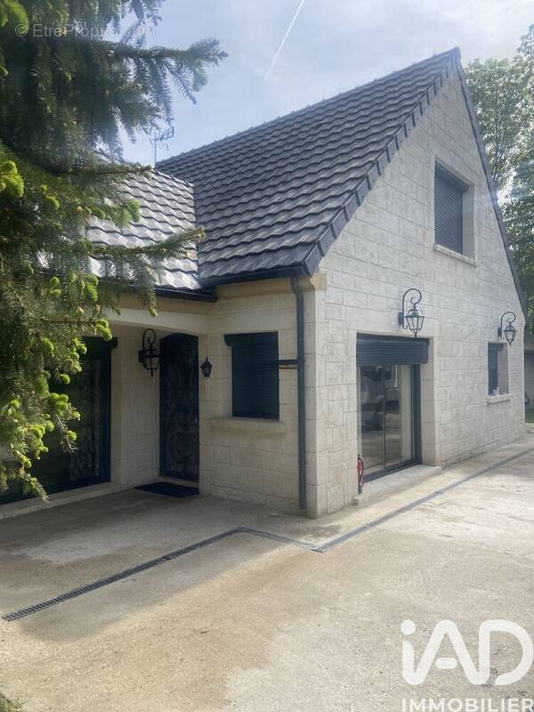 Photo 1 - Maison à VILLEVAUDE