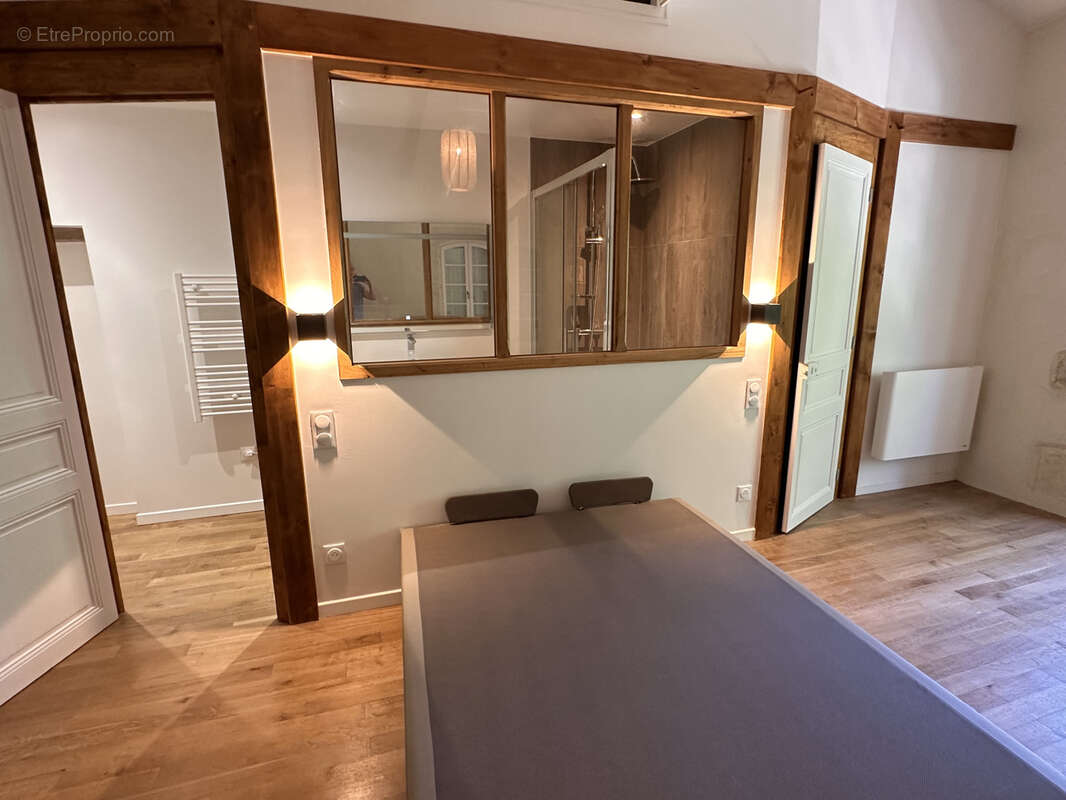 Maison à SAINT-JEAN-D'ANGELY