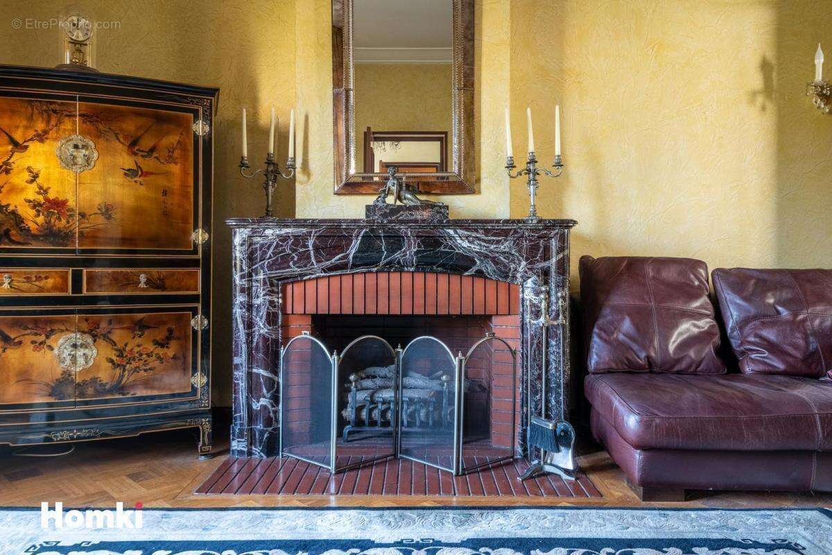 Maison de ville T7 de 220 m2 à Lyon 69003 - photo 3