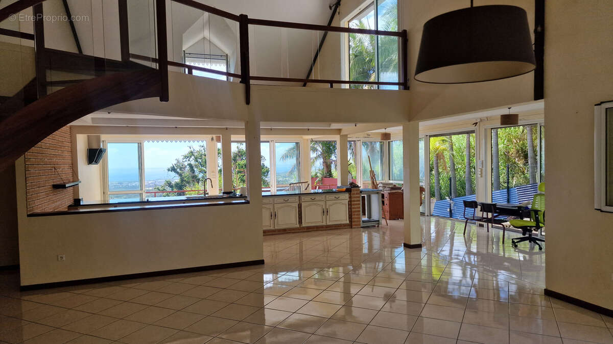 Maison à SAINT-BENOIT