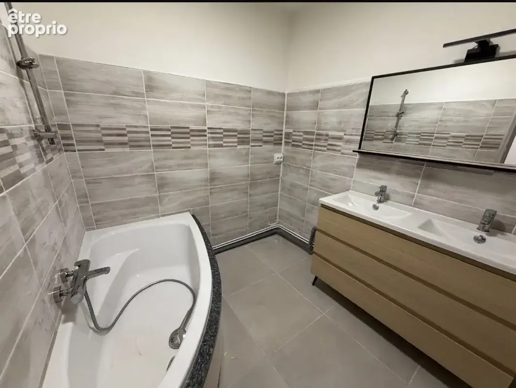 Appartement 6 pièces 112 m² à vendre à Bourges (18000) - photo 5