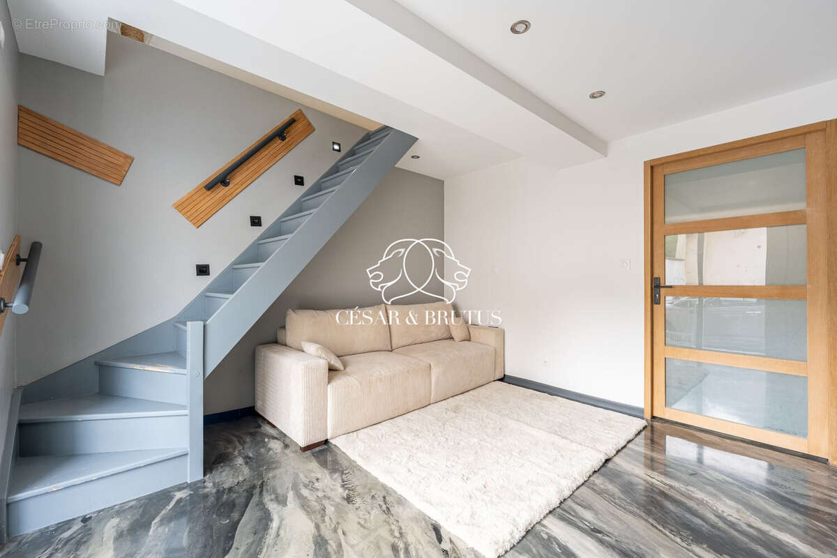 Appartement à LA VERPILLIERE