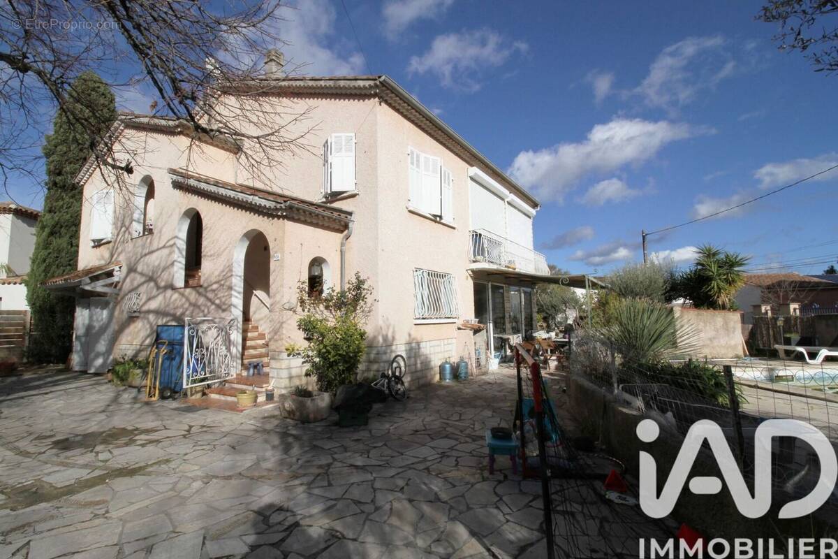 Photo 1 - Maison à SOLLIES-PONT