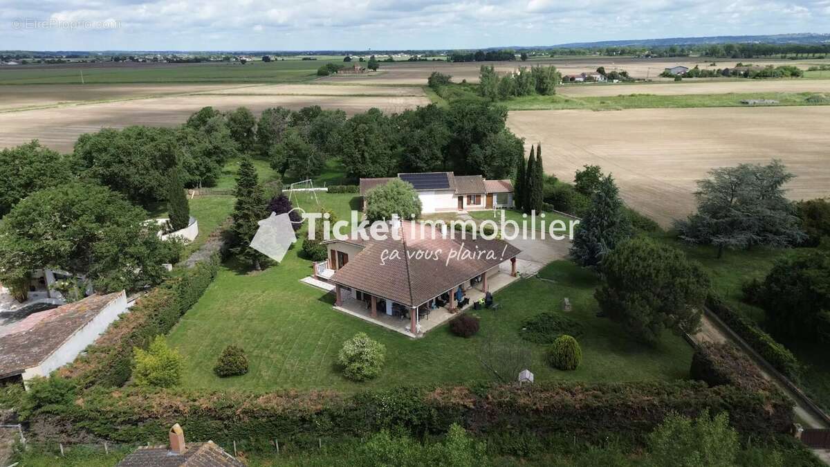 Maison à MERVILLE