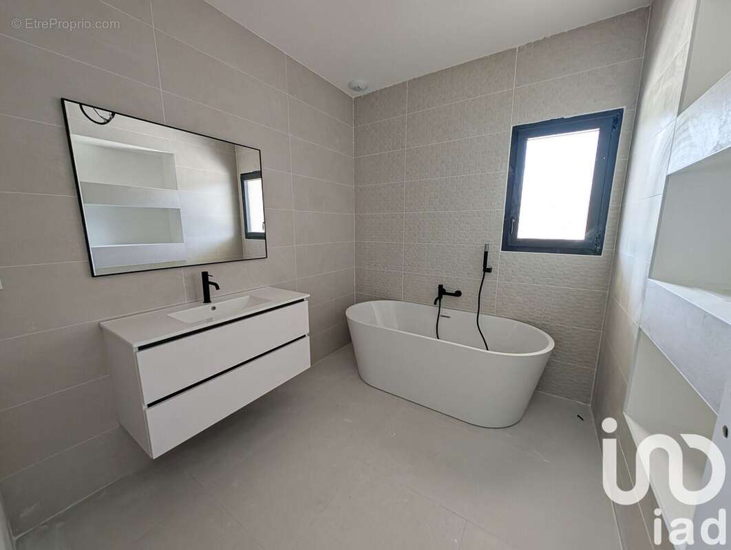 Photo 8 - Maison à VILLEDAIGNE