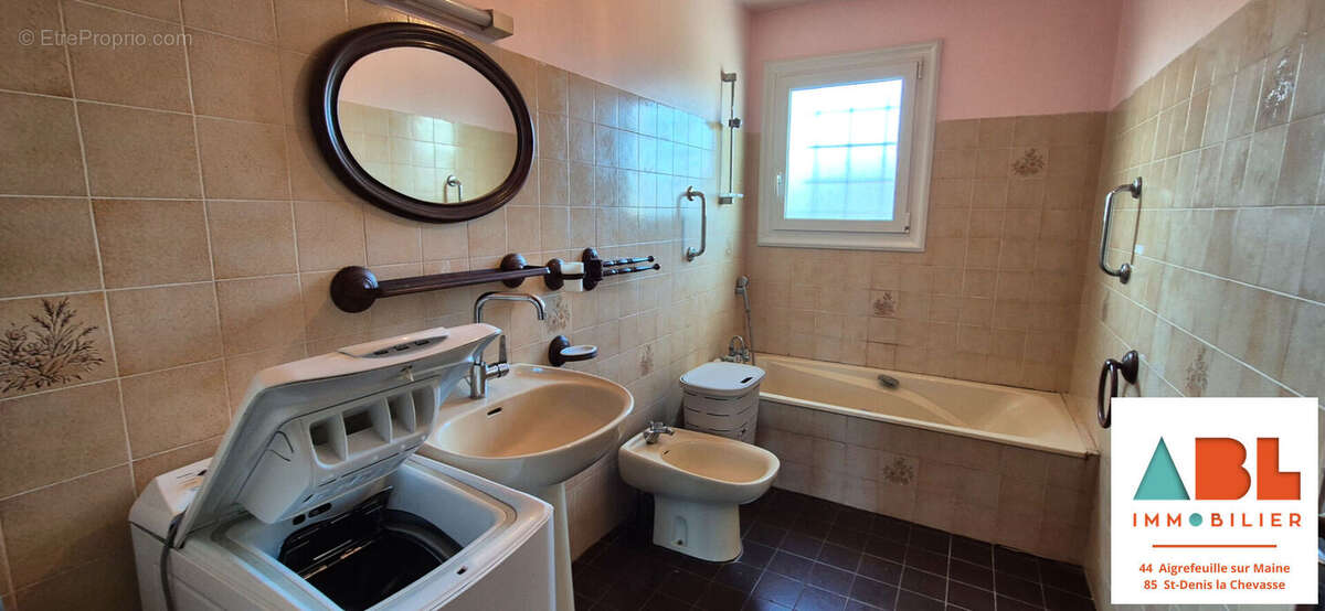 Maison à SAINT-DENIS-LA-CHEVASSE