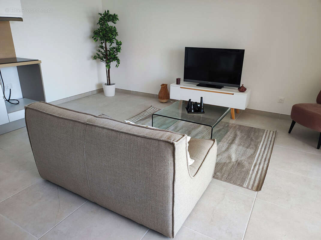 Appartement à SAUVIAN