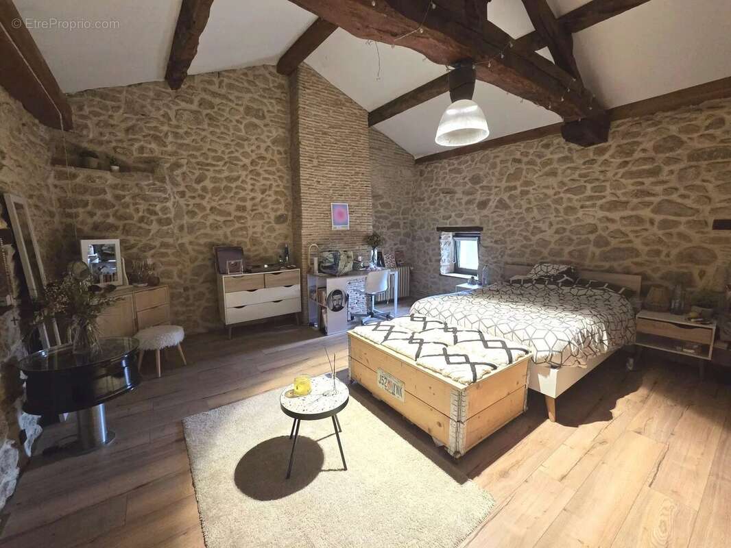 Maison à SAUVETERRE-DE-GUYENNE