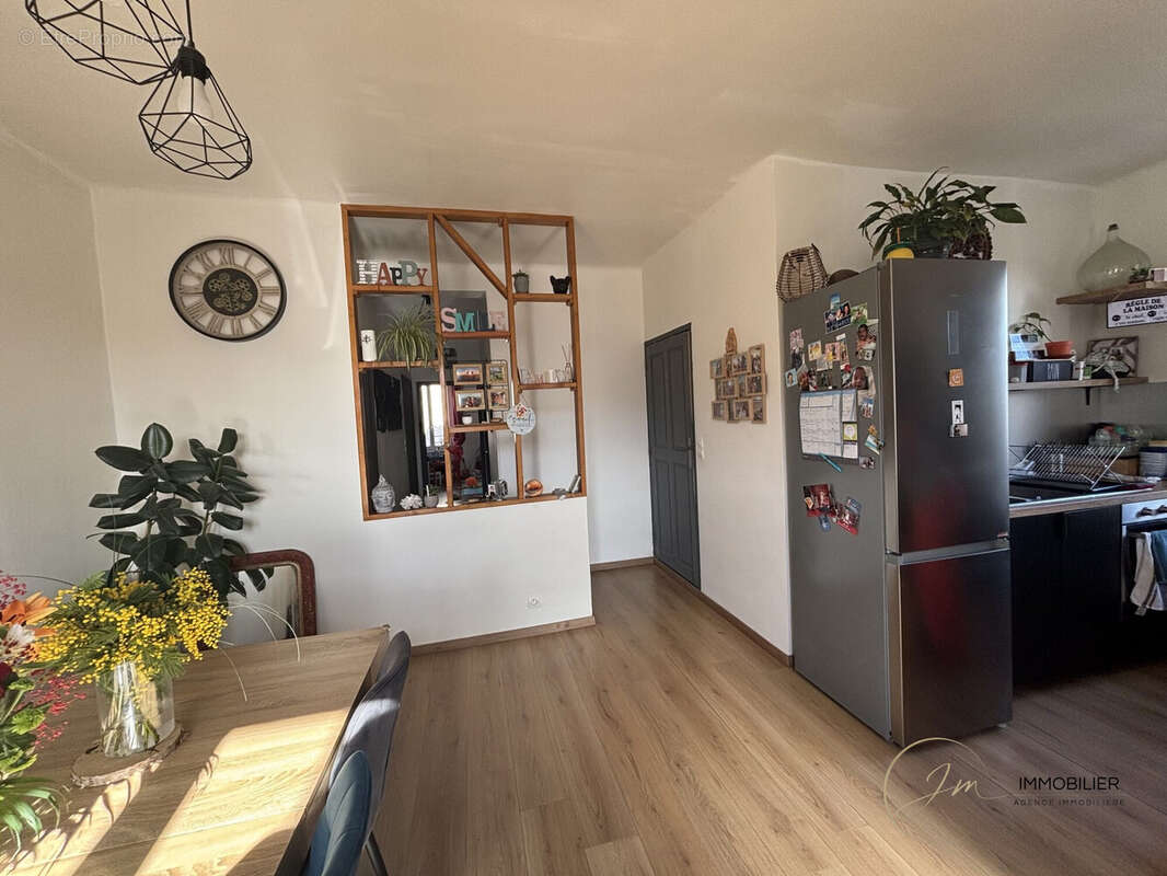 Appartement à GANGES