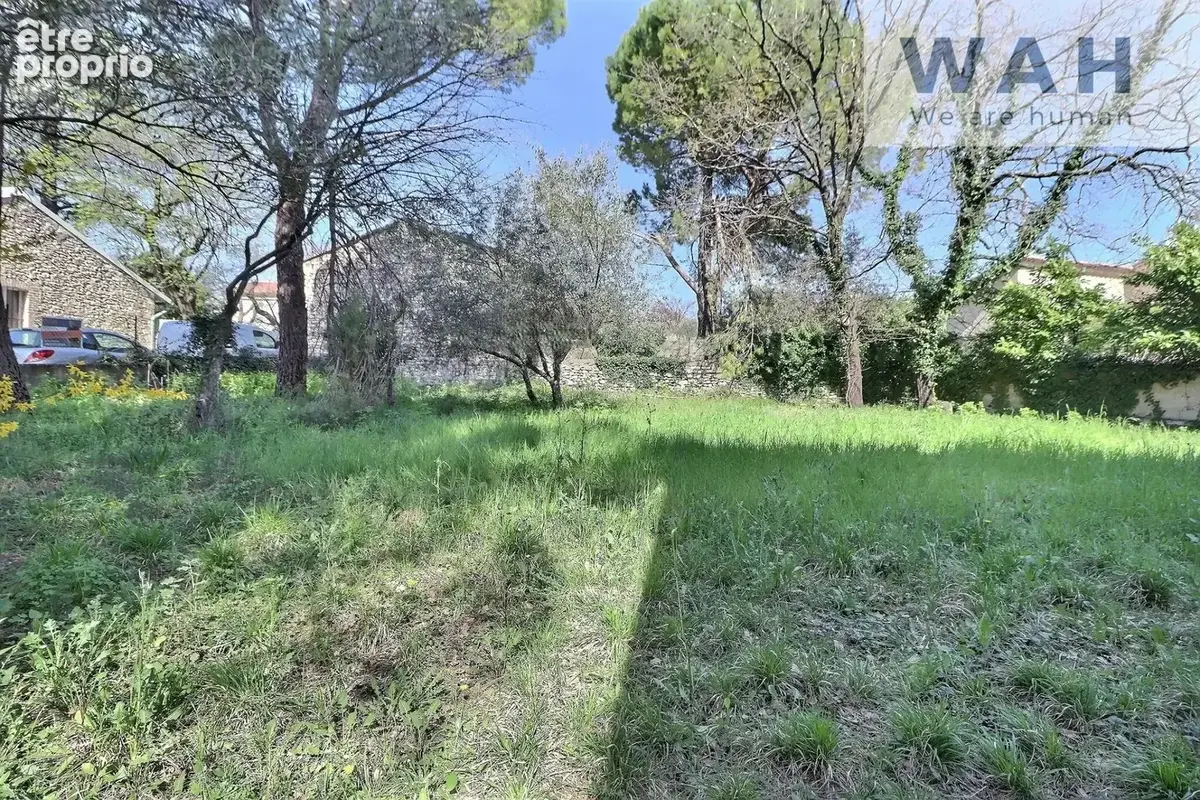 Terrain constructible 441 m2   Centre de Quissac à pied - photo 2