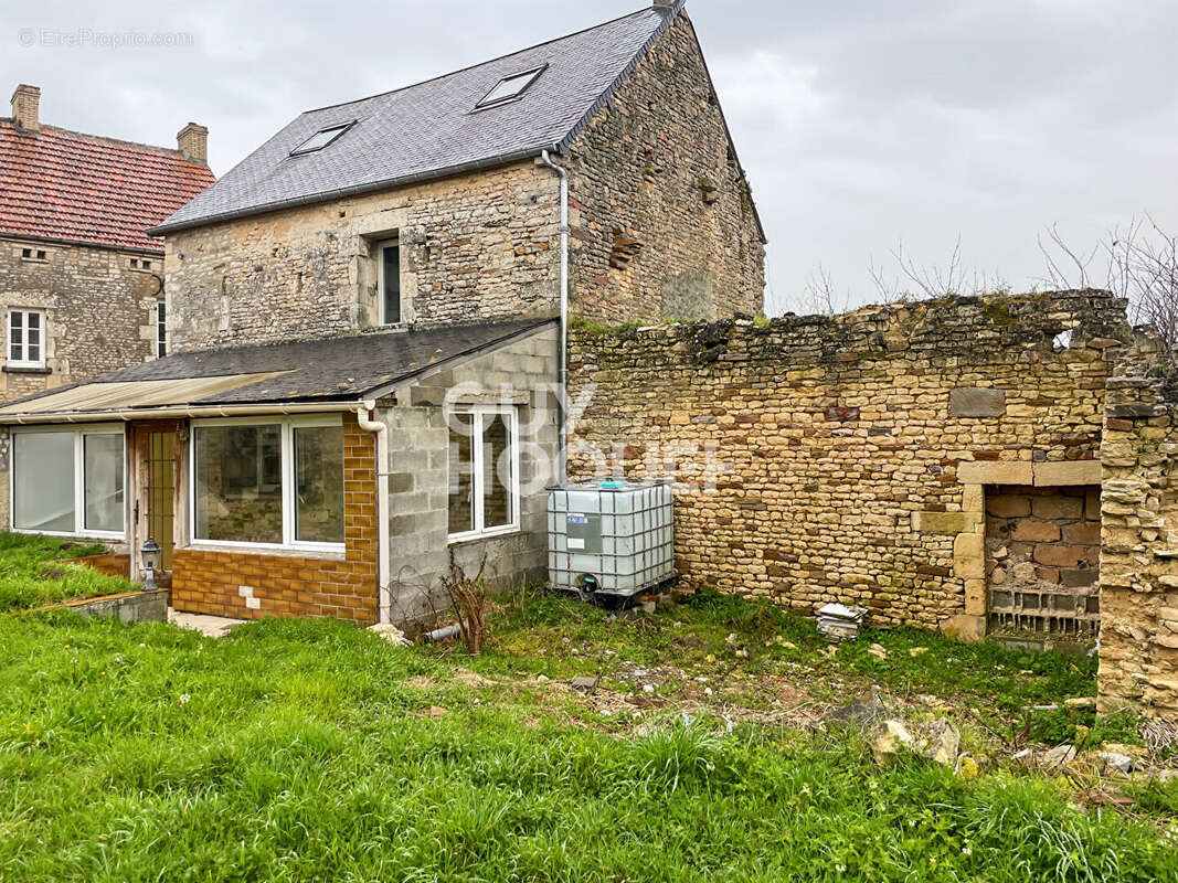 Maison à POTIGNY