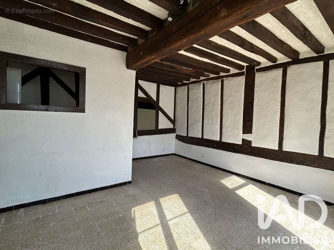 Maison 87 m² à Lamotte-Beuvron  - photo 2