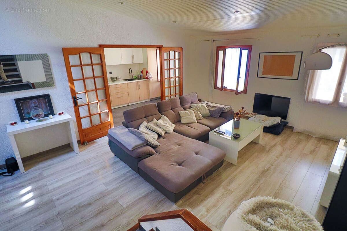 Appartement à AUBAGNE