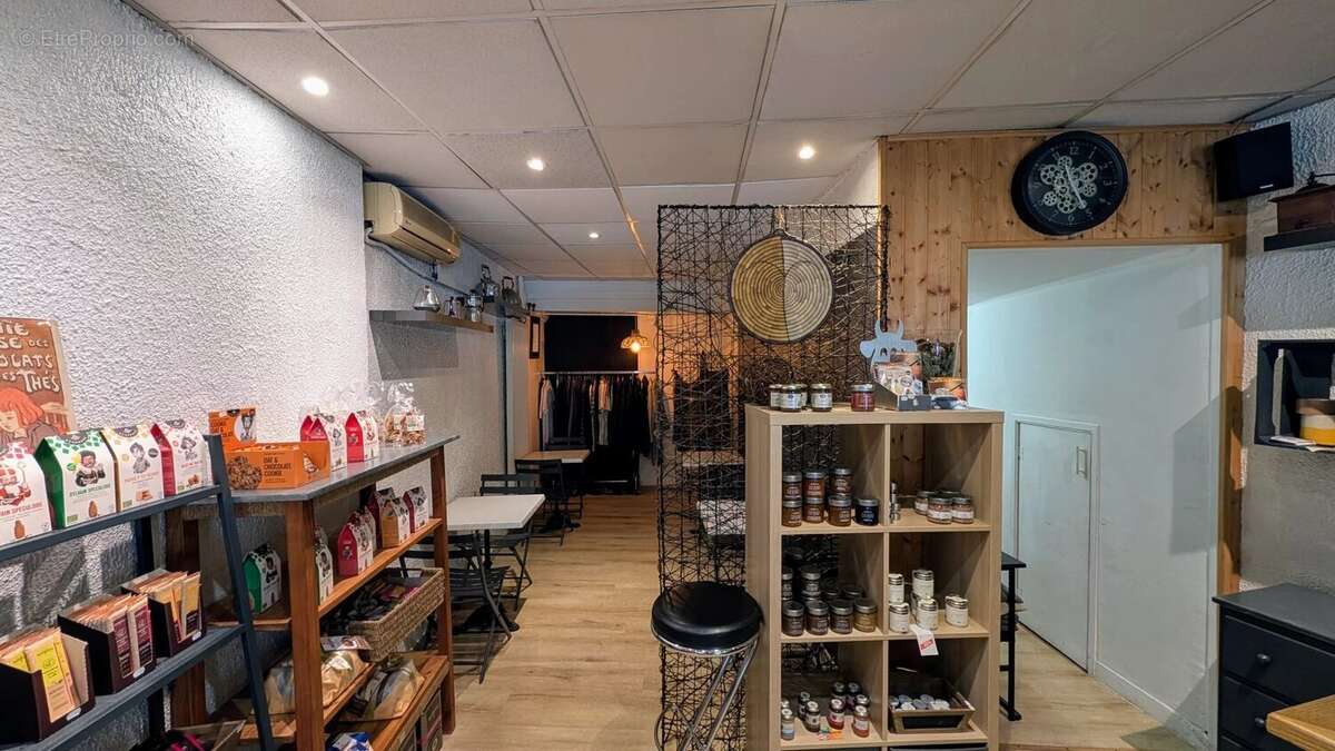 Commerce à AIX-LES-BAINS