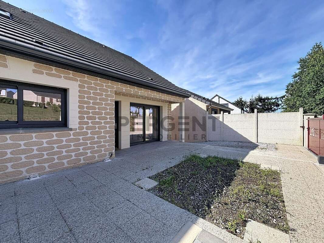 Maison 122 m² à Charleville-Mezieres  - photo 3