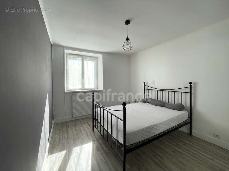 Maison à GRAND-CHAMP