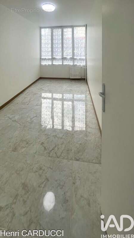 Photo 4 - Appartement à AUBERVILLIERS