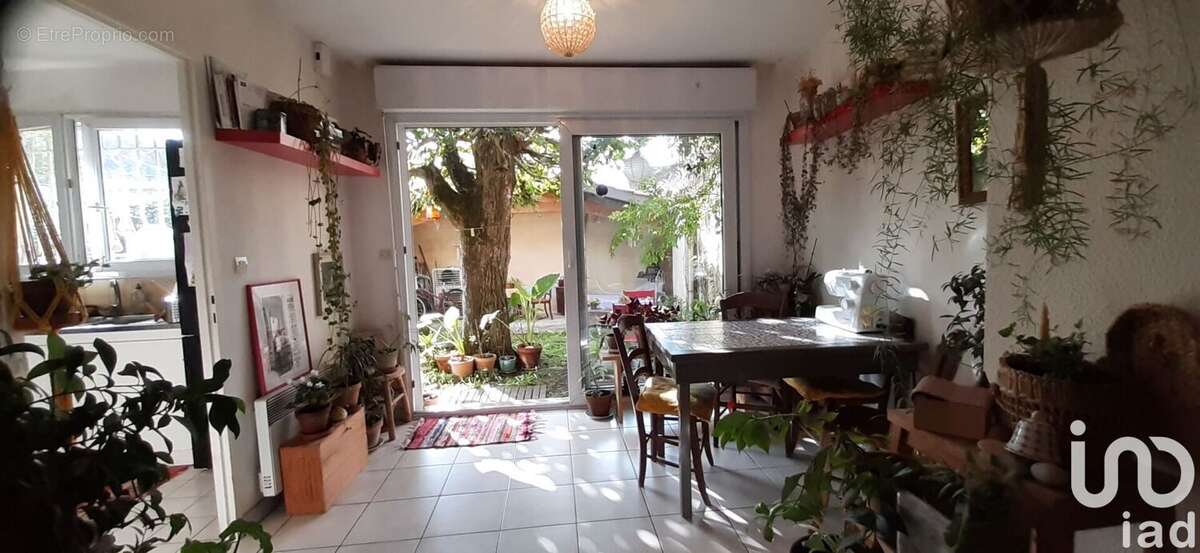 Photo 3 - Maison à LE TOURNE