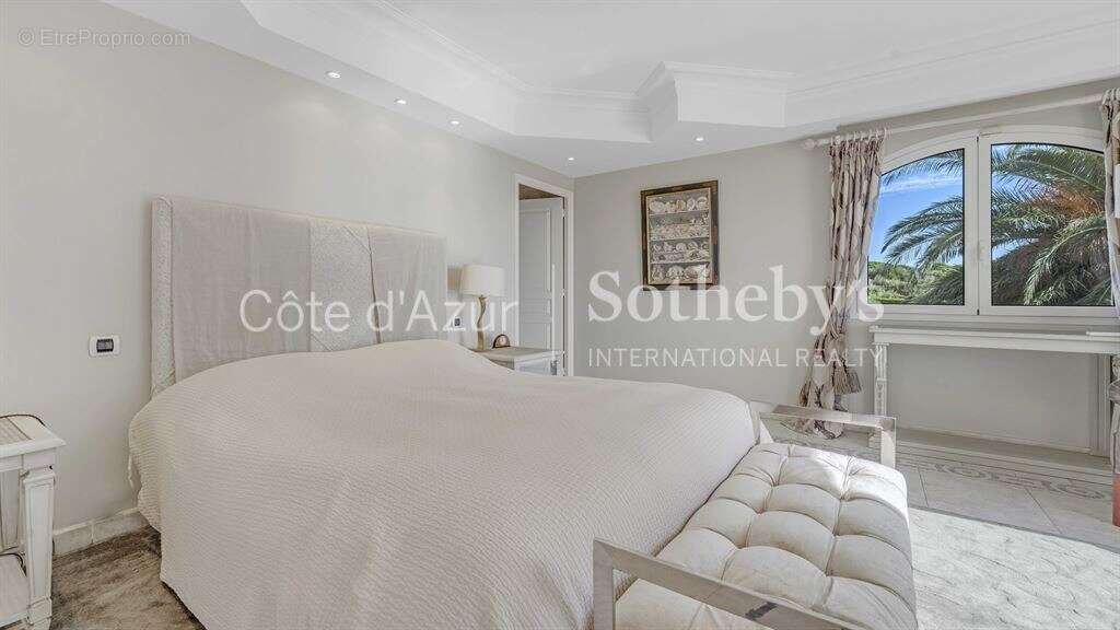Villa de luxe à Grimaud avec vue mer et piscine, propriété d’exception Côte d’Azur - photo 1