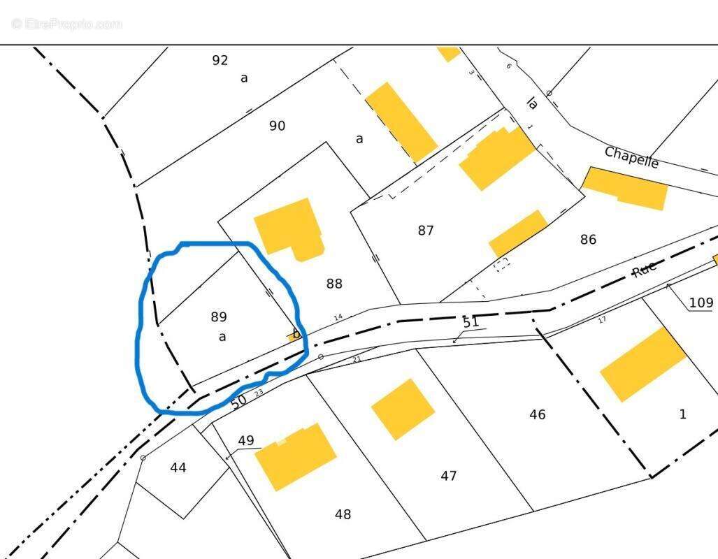 28500-Terrain constructible de 460m2 - photo 6