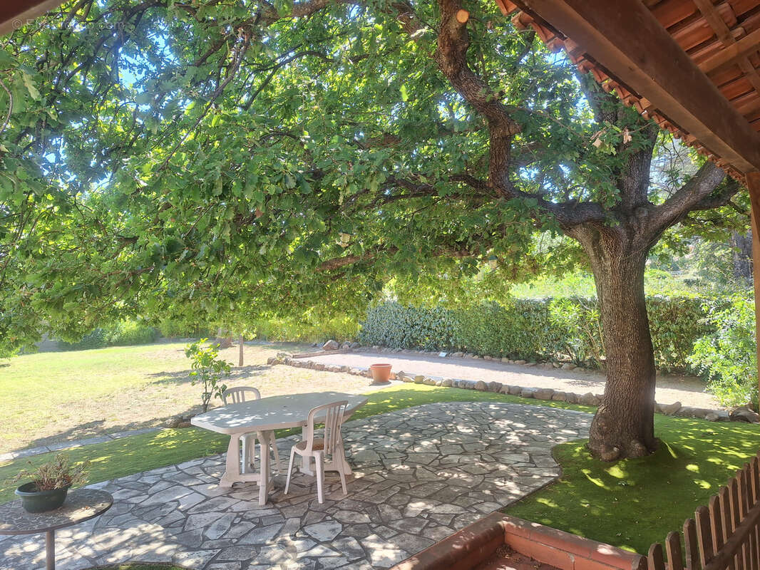 Maison à LAROQUE-DES-ALBERES