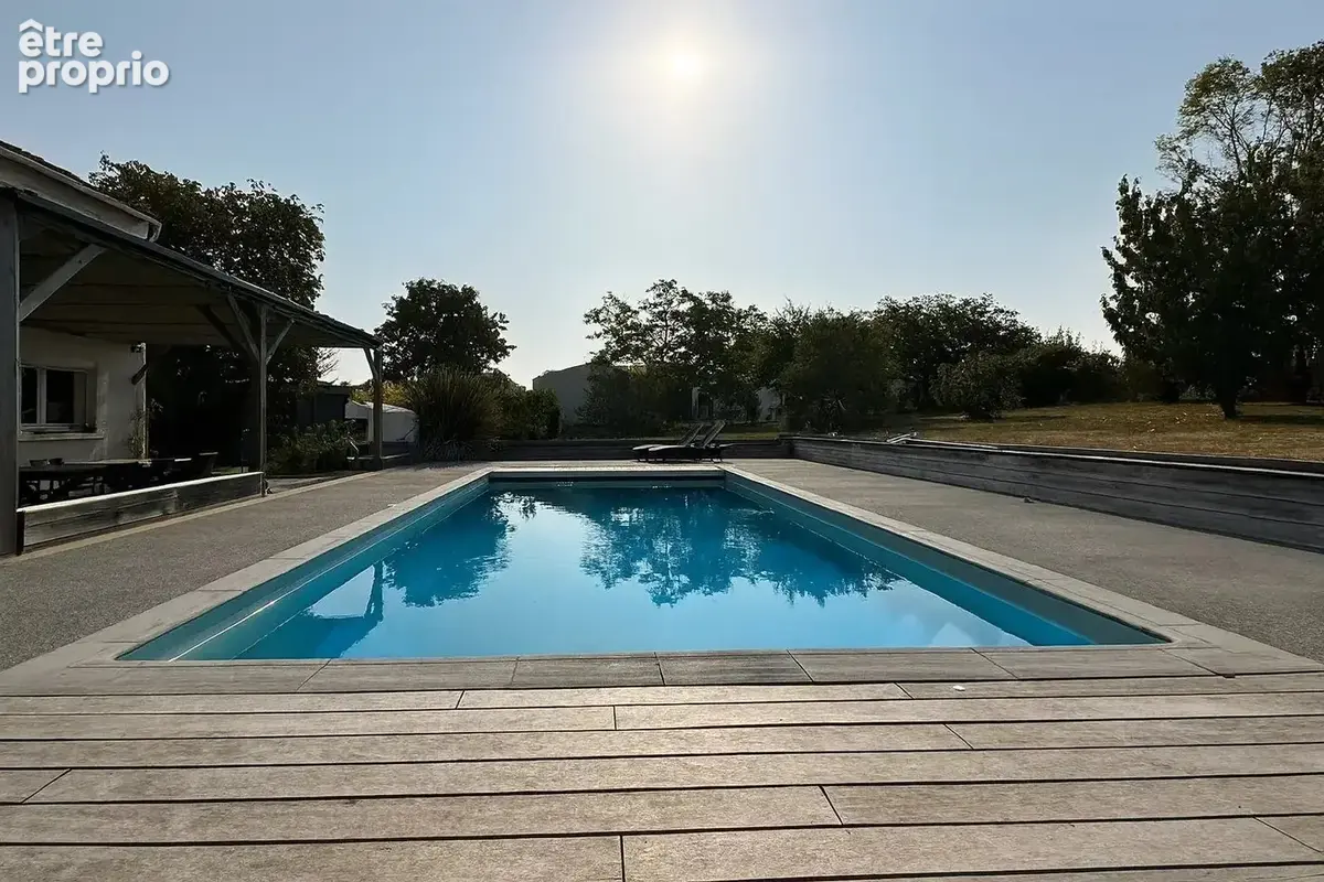 Maison 307 m² à Andilly  - photo 4