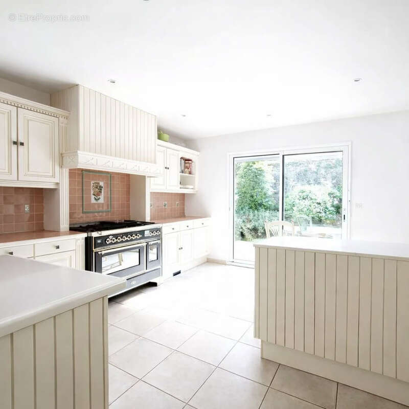 Maison 187 m² à Montlignon  - photo 9