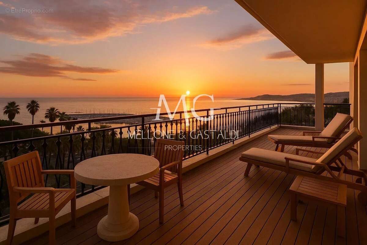 Appartement à CANNES