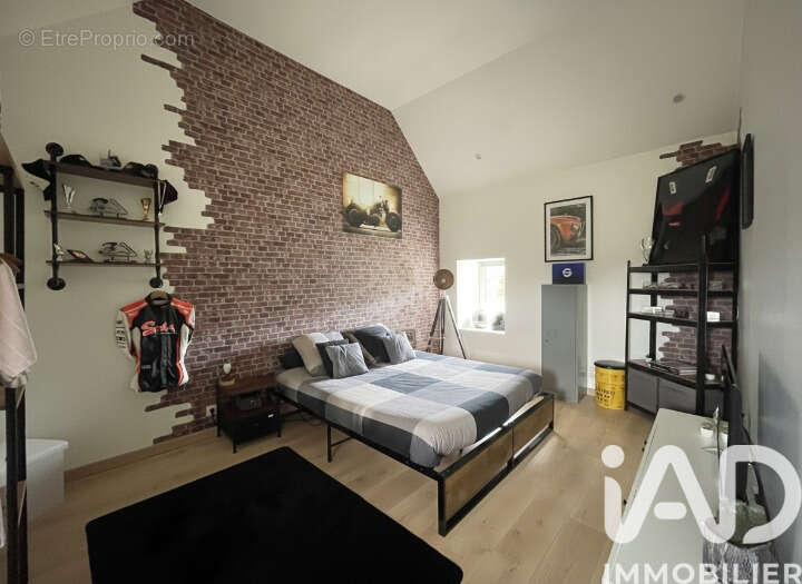 Maison 120 m² à Yvias  - photo 9