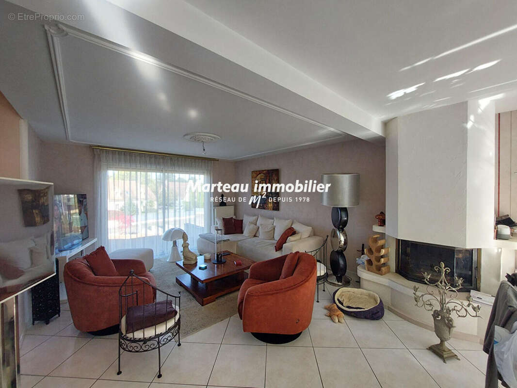 Maison à LA CHAPELLE-SAINT-AUBIN