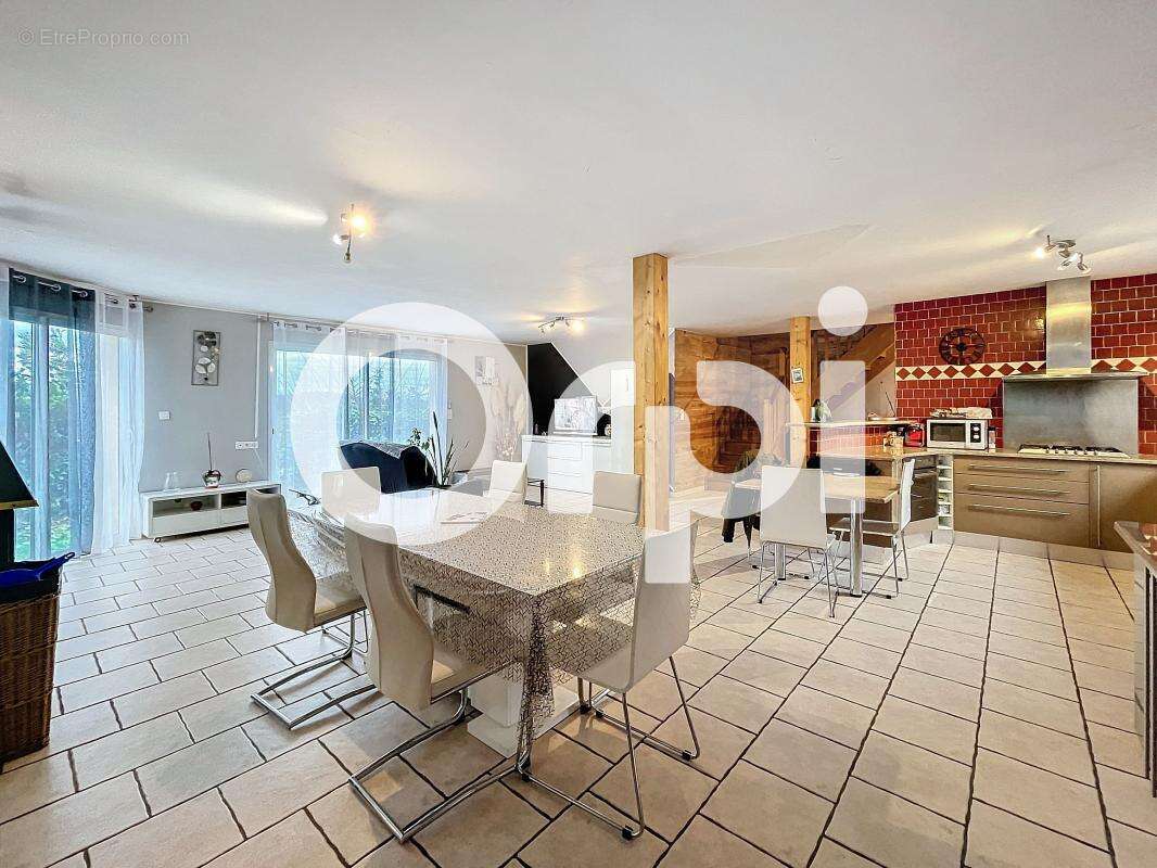 Maison à SAINTE-FEREOLE