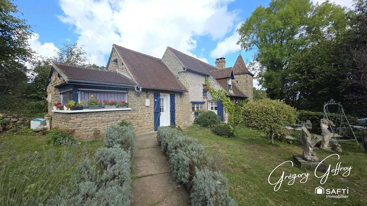 Photo 2 - Maison à LA LANDE-DE-LOUGE