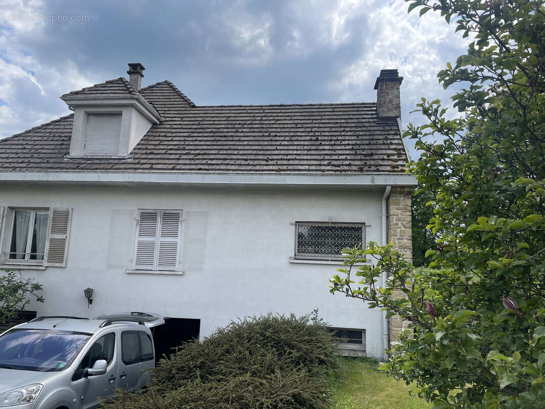 Maison à SAINT-LOUP-SUR-SEMOUSE